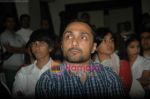 Rahul Bose at Standard Chartered photo competition winners announcement in Trident on 28th March 2011 (4).JPG